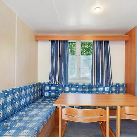 22.Mobil-Home Option Clim 5Pers * Calviac